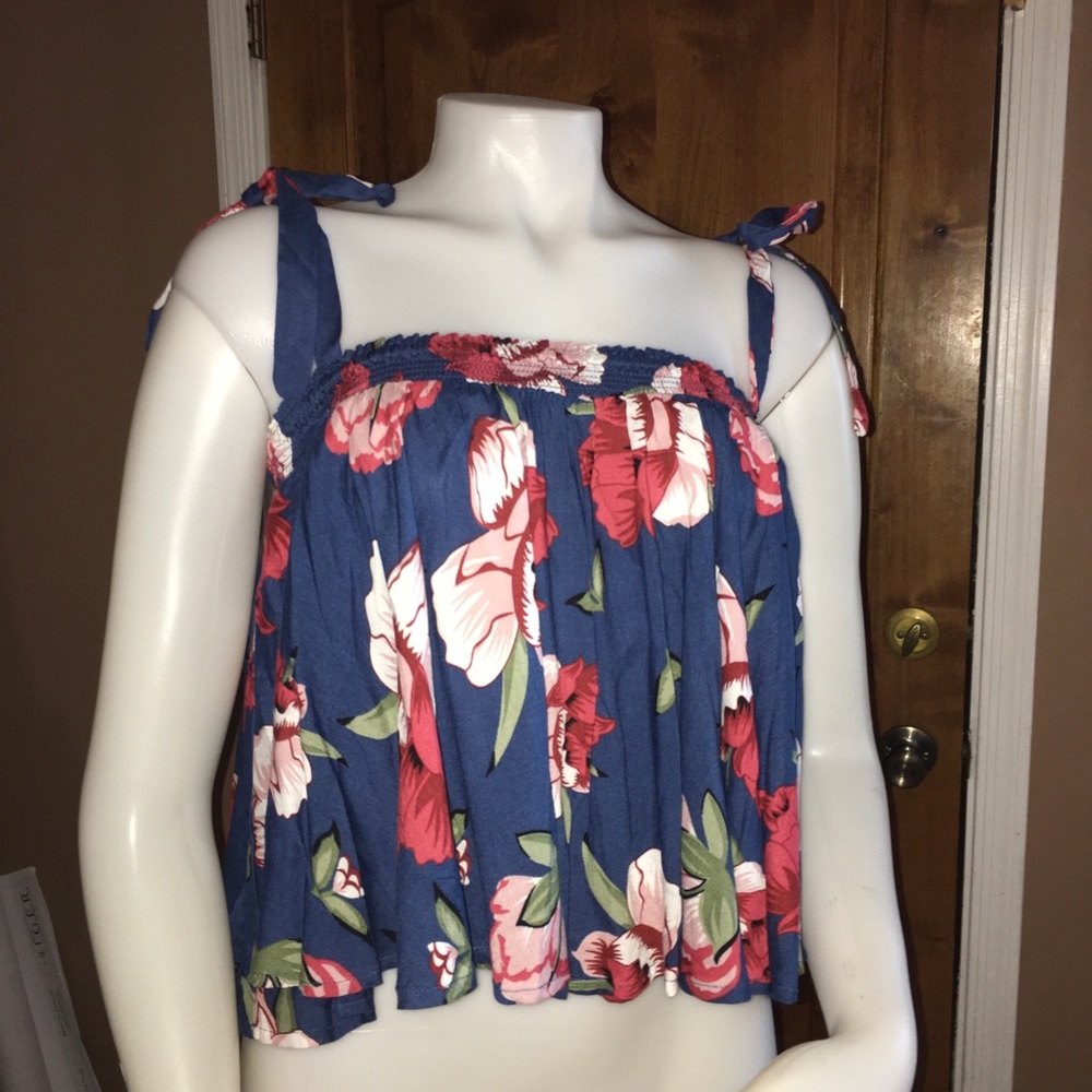 True destiny top sz l fit m NWT